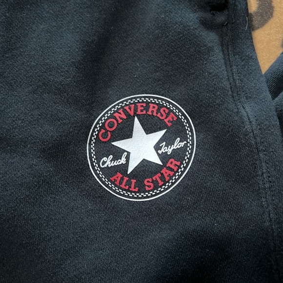 Converse joggers size M - Picture 2 of 3